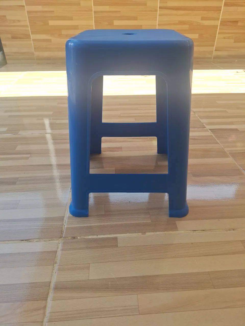 Banqueta de plástico está em Ariquemes. - Foto 2