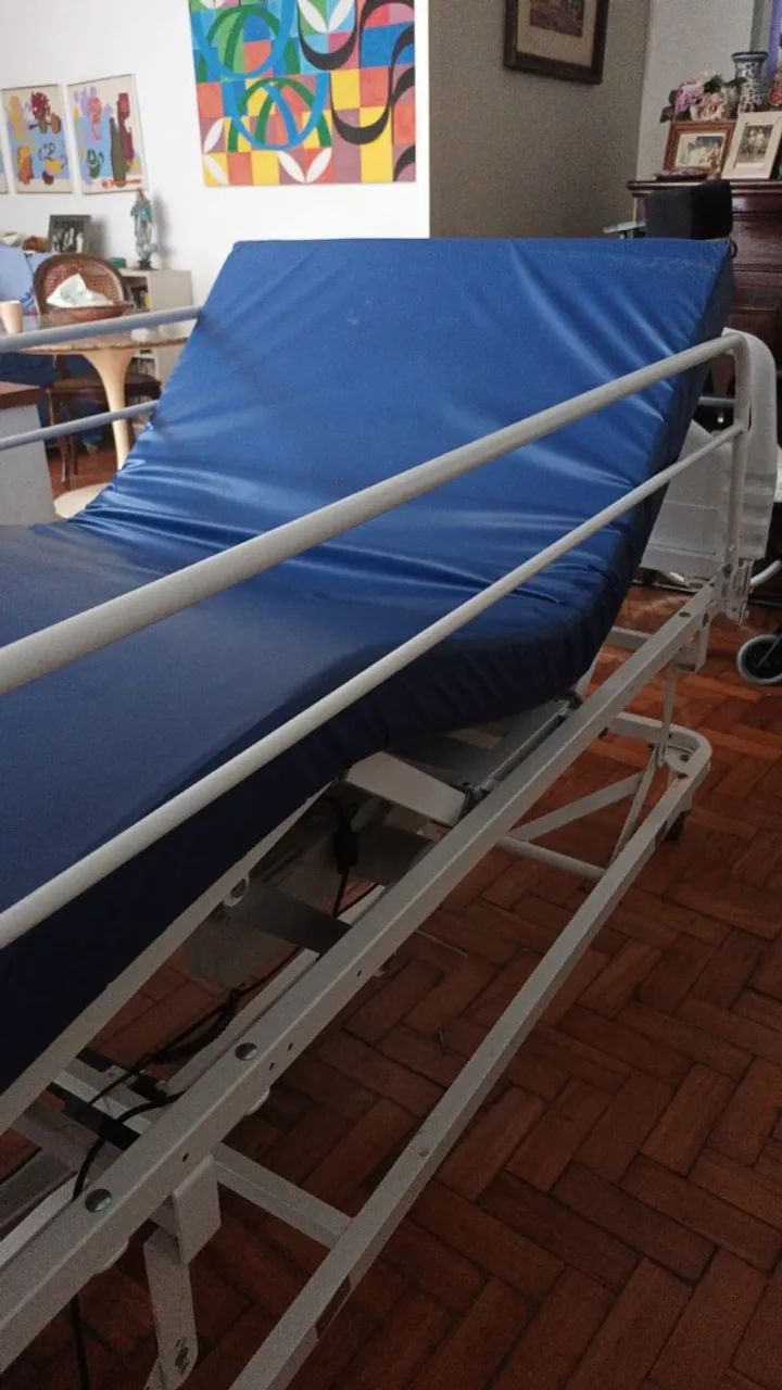 CAMA HOSPITALAR MOTORIZADA - Foto 2