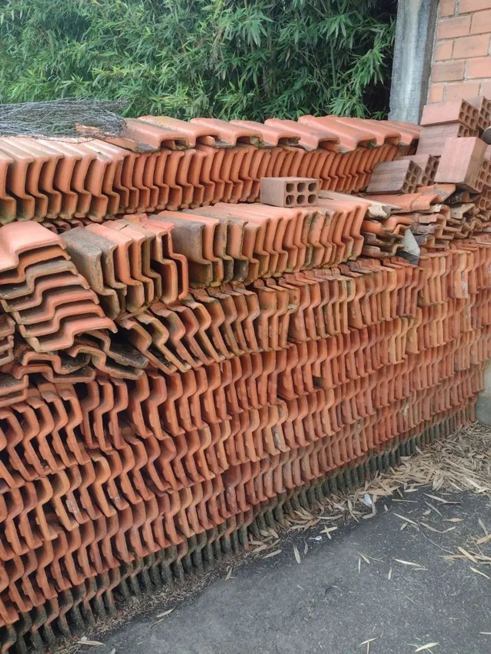 TELHAS ROMANAS DOAÇÃO