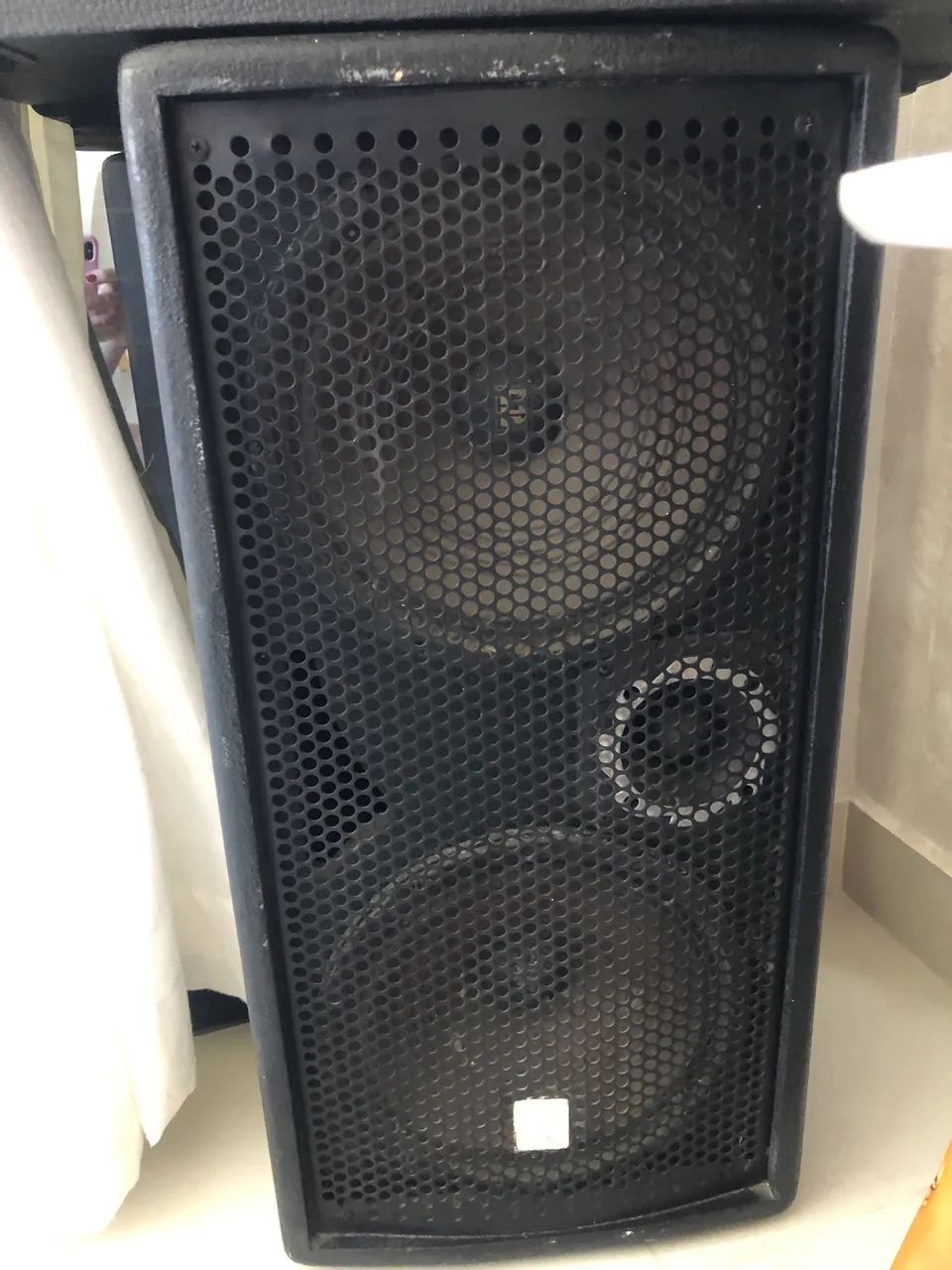 Caixa de som passiva STANER UPPER 120F COM TRIPÉ
