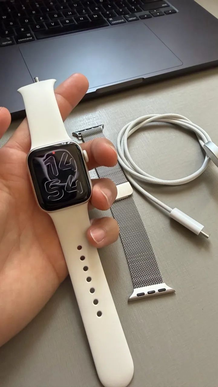 APPLE WATCH SE 3 - SILVER 40MM