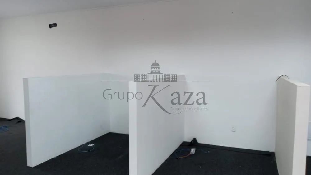 Comercial Sala Condomínio em São José dos Campos