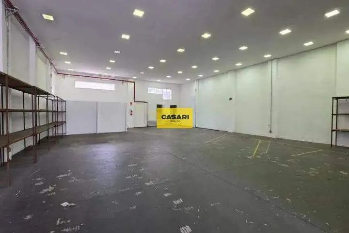 Prédio Comercial para Locação no Planalto com 990m² e Elevador  Próximo à Anchieta | SBC