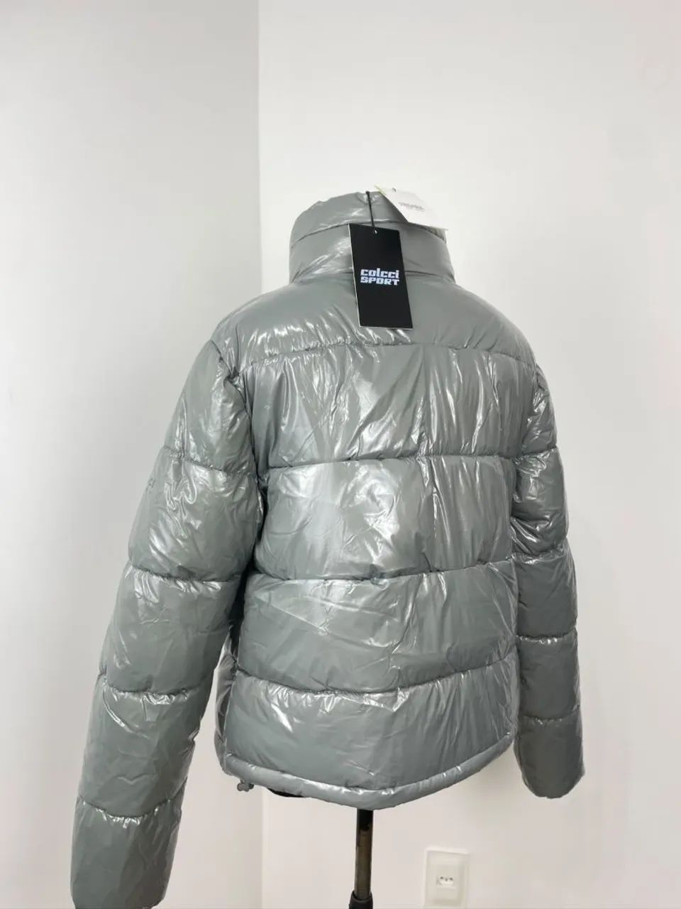 Jaqueta puffer sport Colcci P *peça nova com etiqueta* - Foto 3