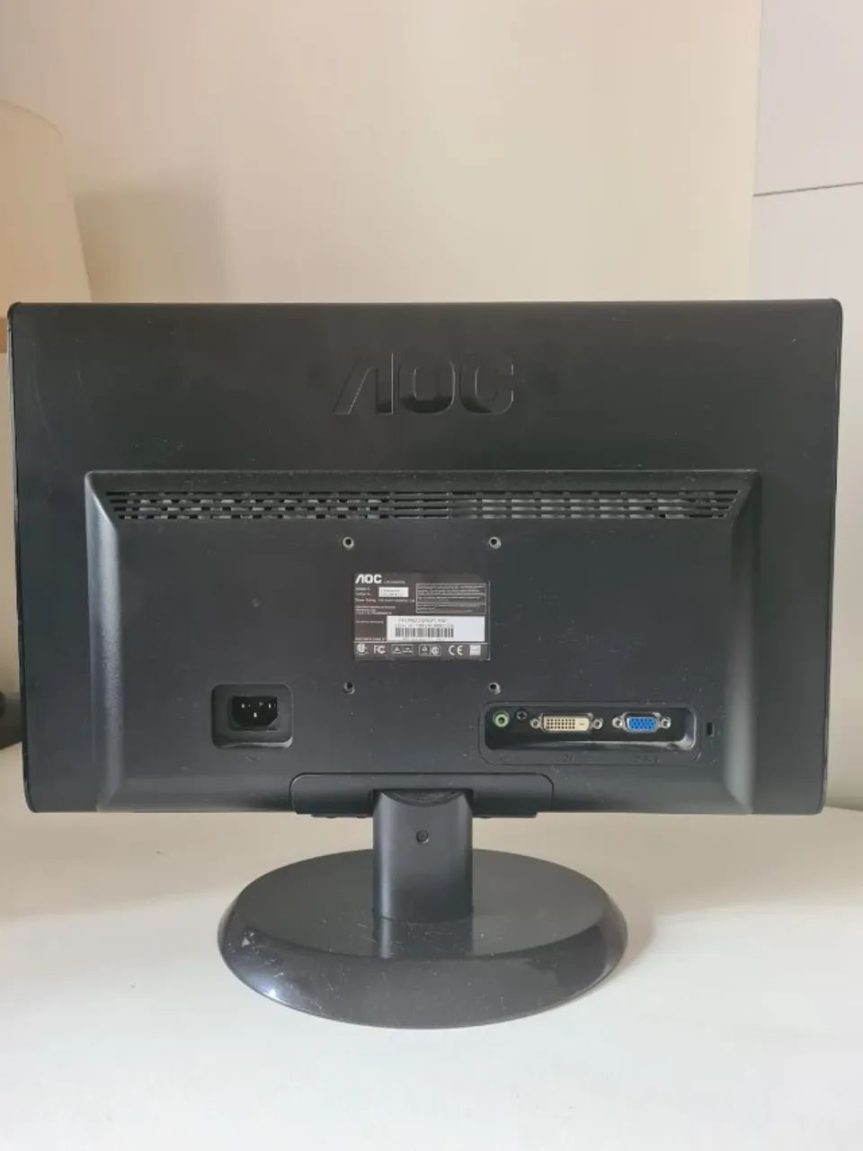 Monitor AOC 18,5 Polegadas + Brinde - Foto 2