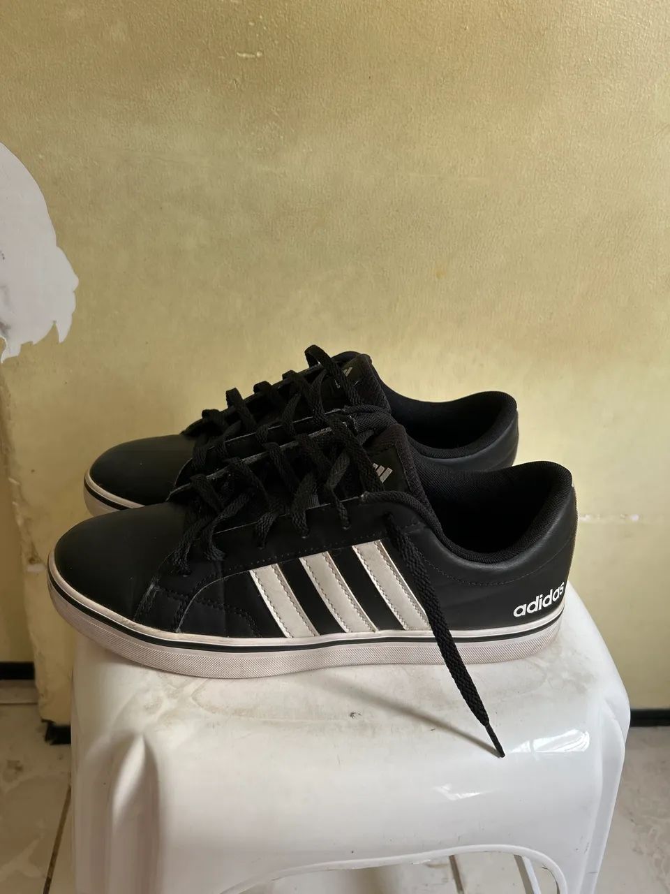 Tênis adidas 