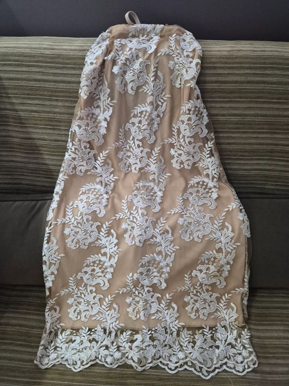 Vestido de Renda - Tamanho P.  - Foto 2