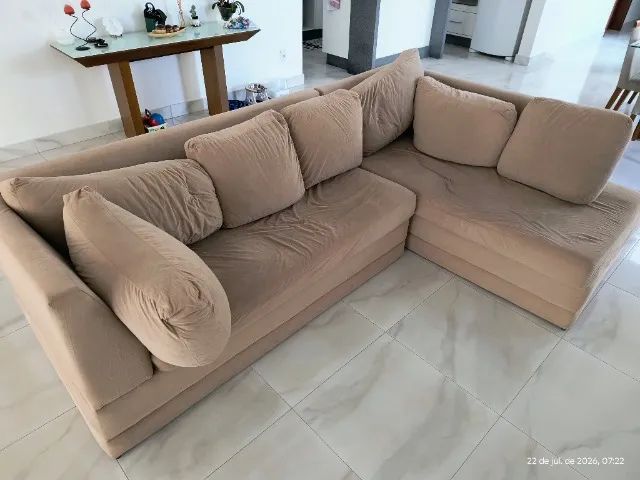 Sofá com Chaise
