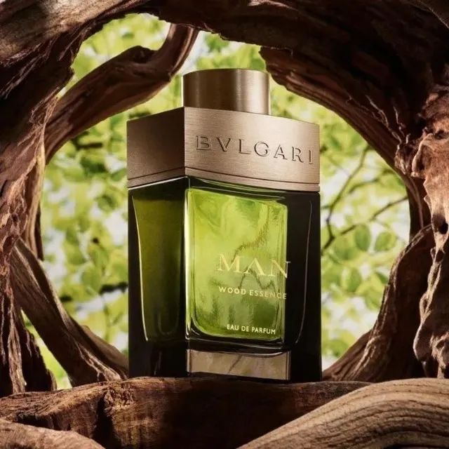 【中古】Bvlgari Man Eau de Toilette Bvlgari Man Wood Essence Eau de Parfum - Masculino 100ml - Beleza