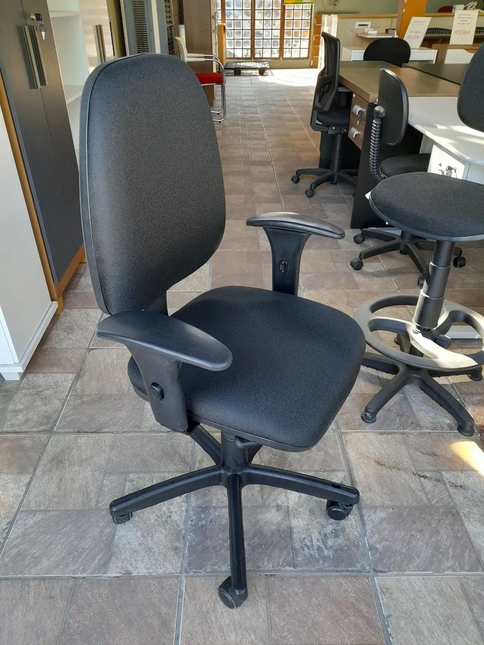Cadeira presidente Flexform- em ótimo estado  - Foto 2