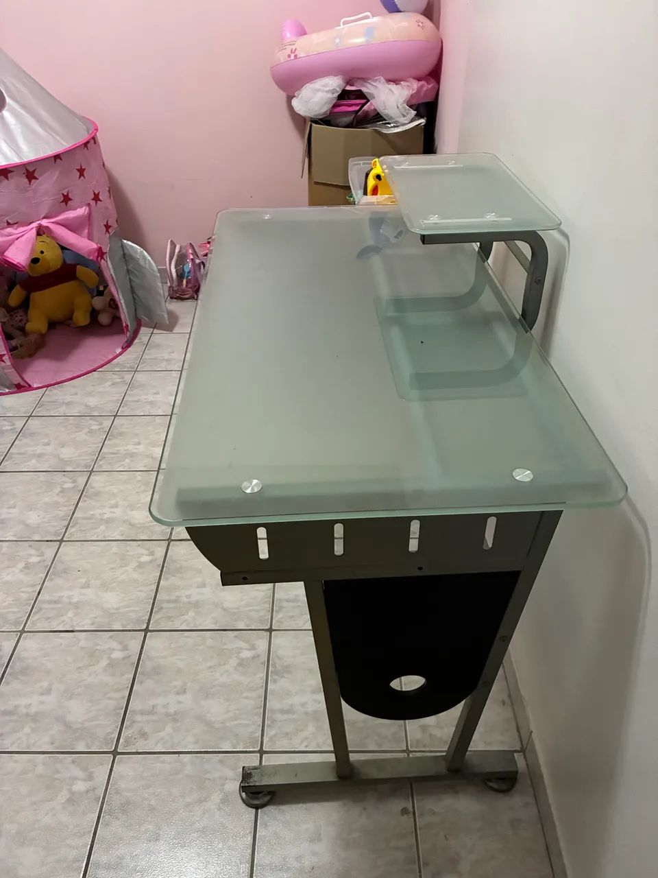 Mesa de escritório blindex - Foto 2