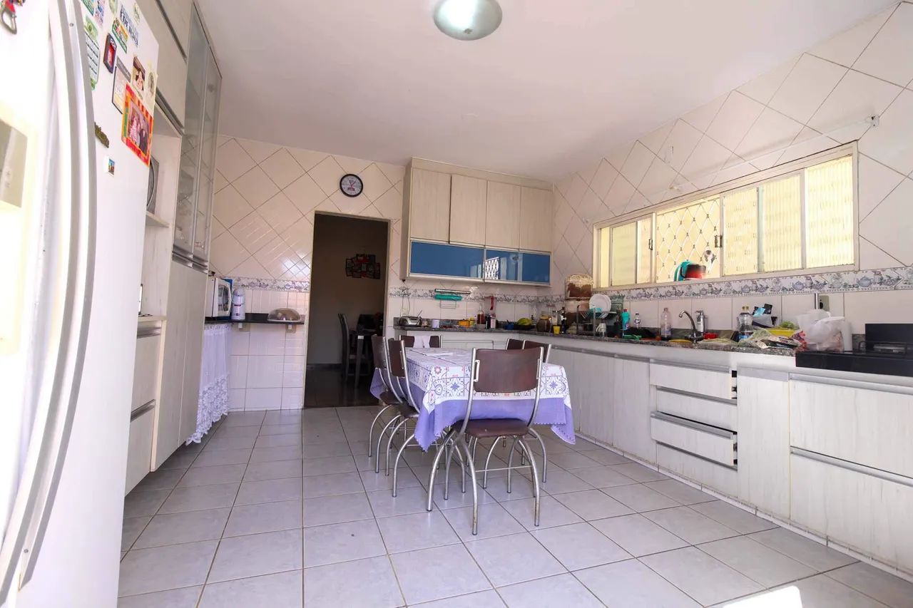 Casa, 5 quartos, 1 suite, 5 vagas - Foto 3