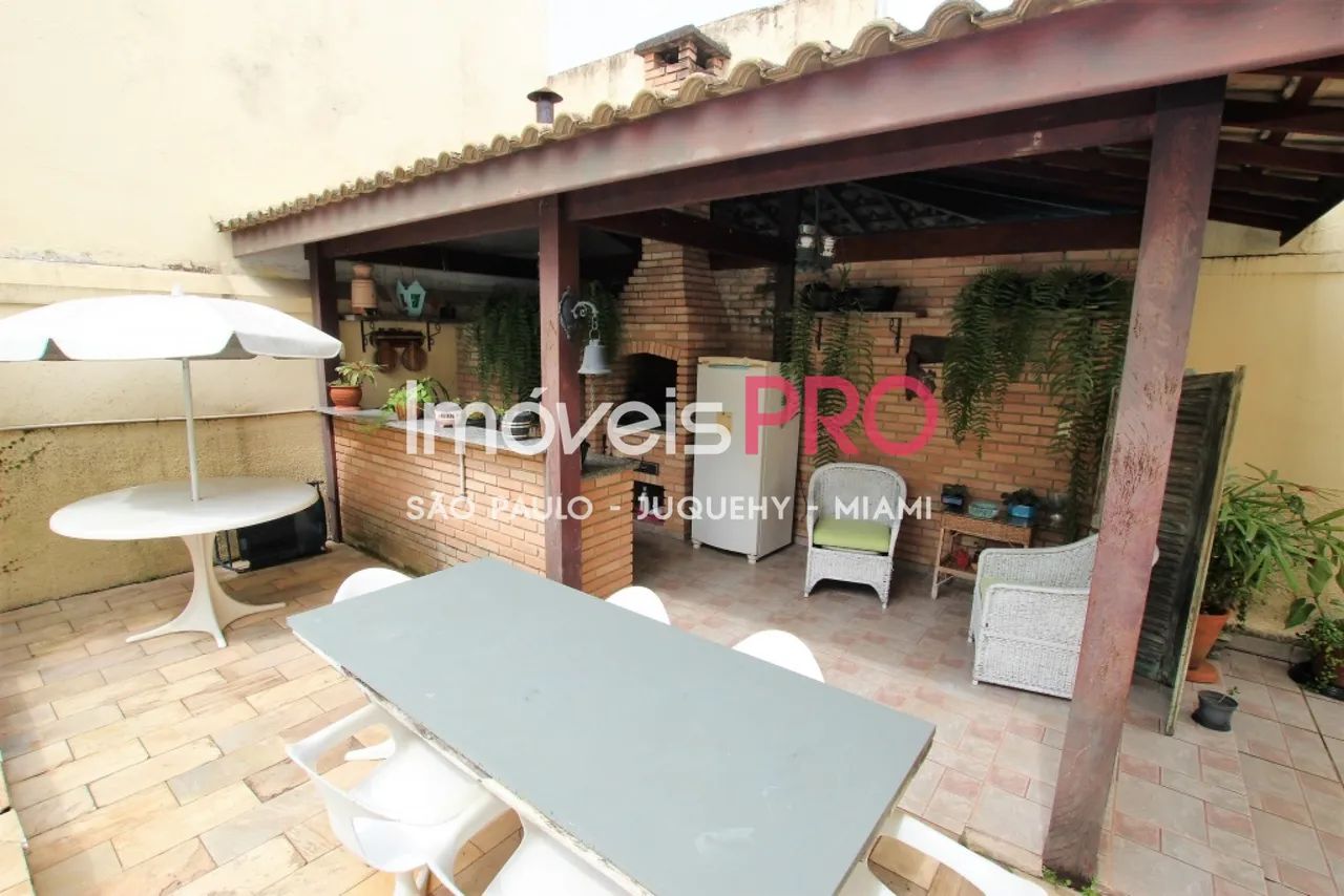 Linda casa em rua tranquila e arborizada ! - Foto 3