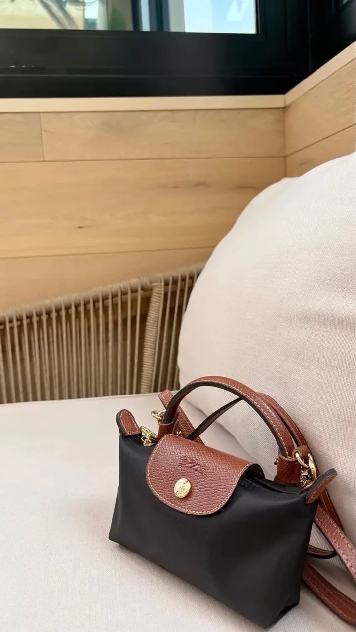Mini bolsa preta longchamp - alça removível  - Foto 3