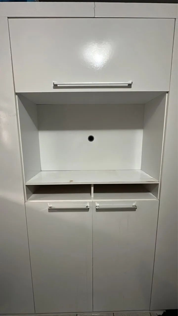 Guarda roupa 6 portas em ótimo estado  - Foto 4