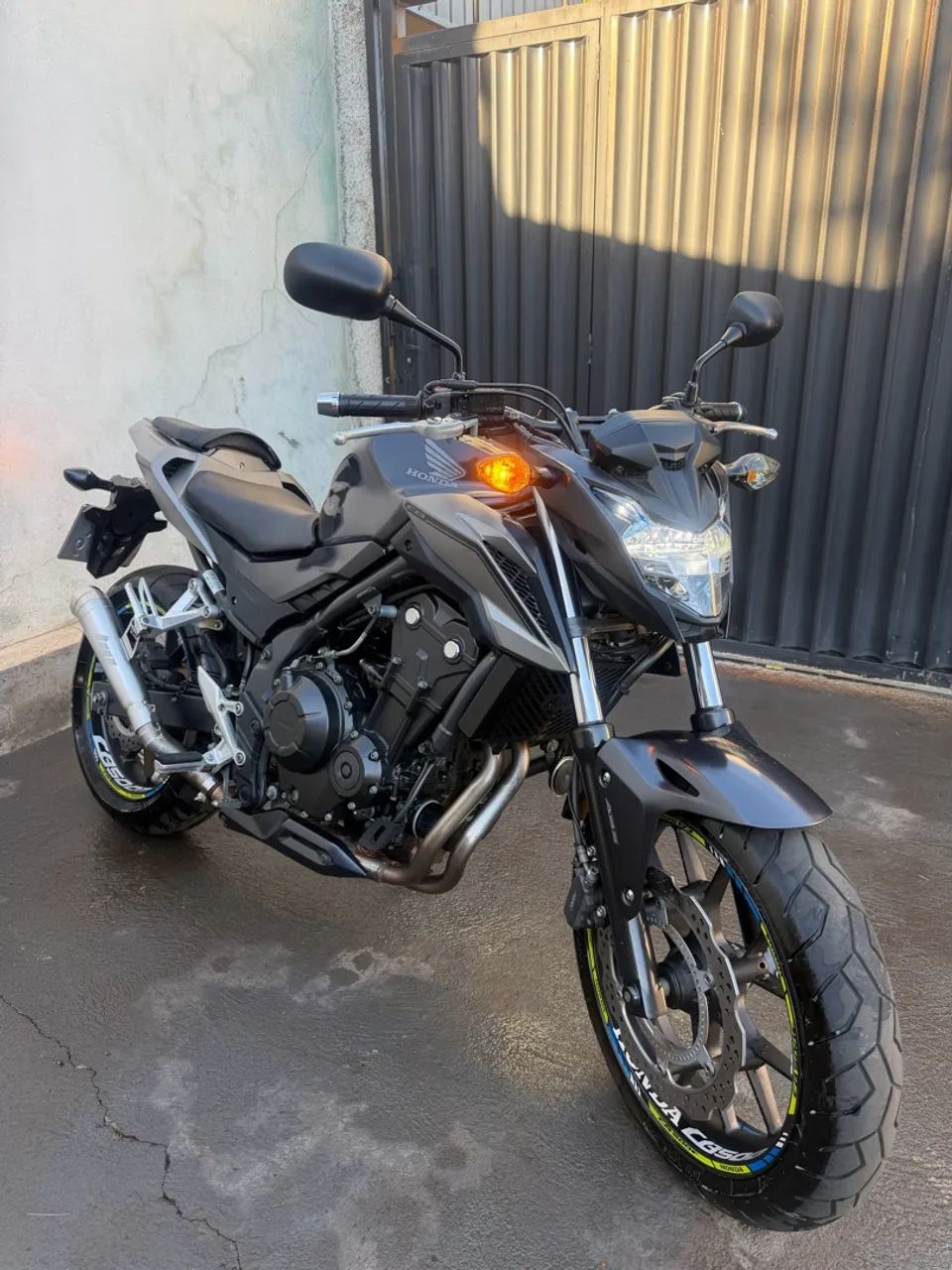 Moto de procedência 