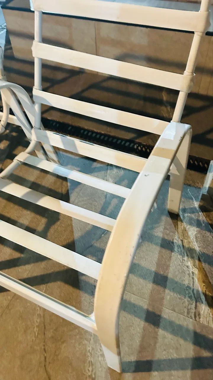 Conjunto com 3 cadeiras de alumínio para piscina e área externa - Foto 4