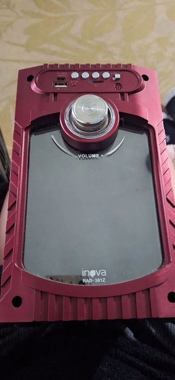 Caixa de som Inova 