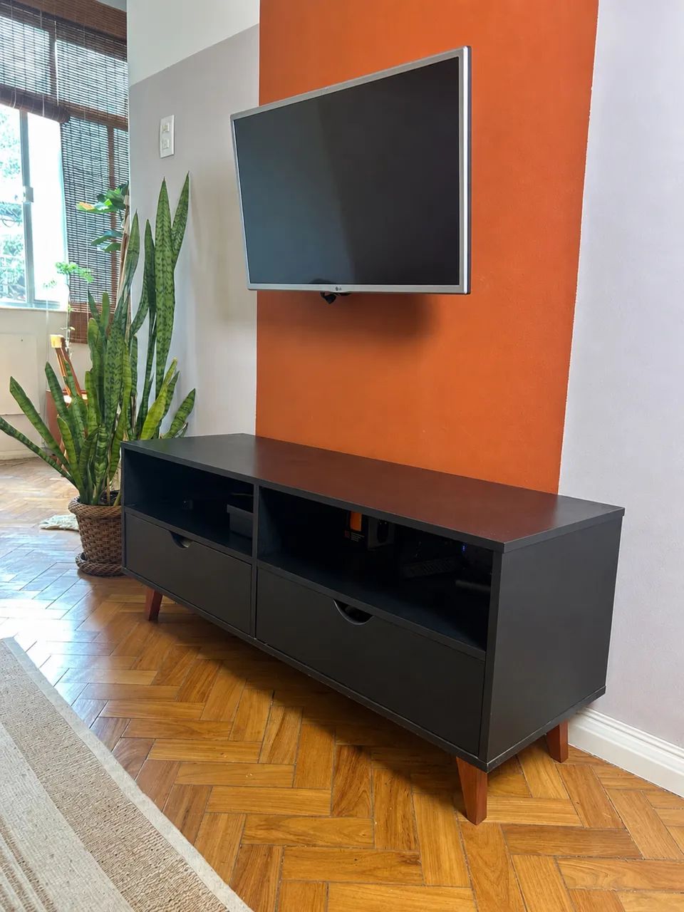 Rack tv