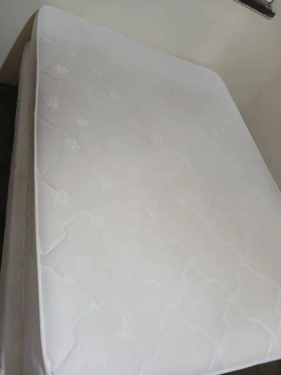 Vende-se Cama de Casal - Foto 2