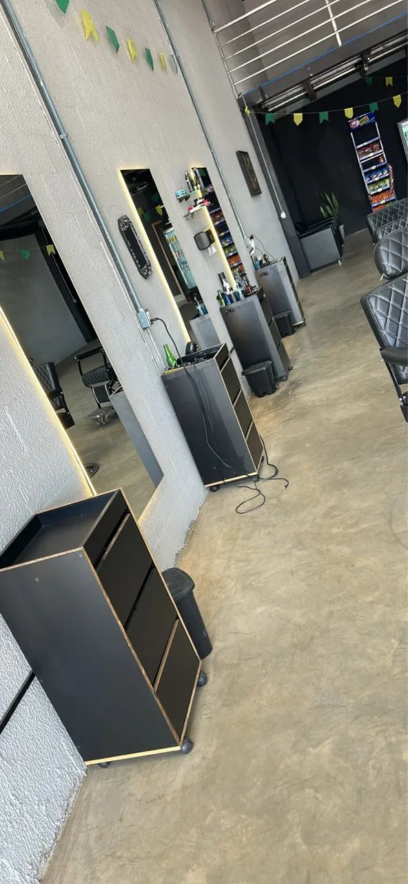 Vendo móveis para barbearia ou salão  - Foto 3