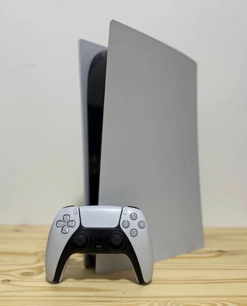 Ps5 c/ 3 jogos + caixa e nota - Foto 3