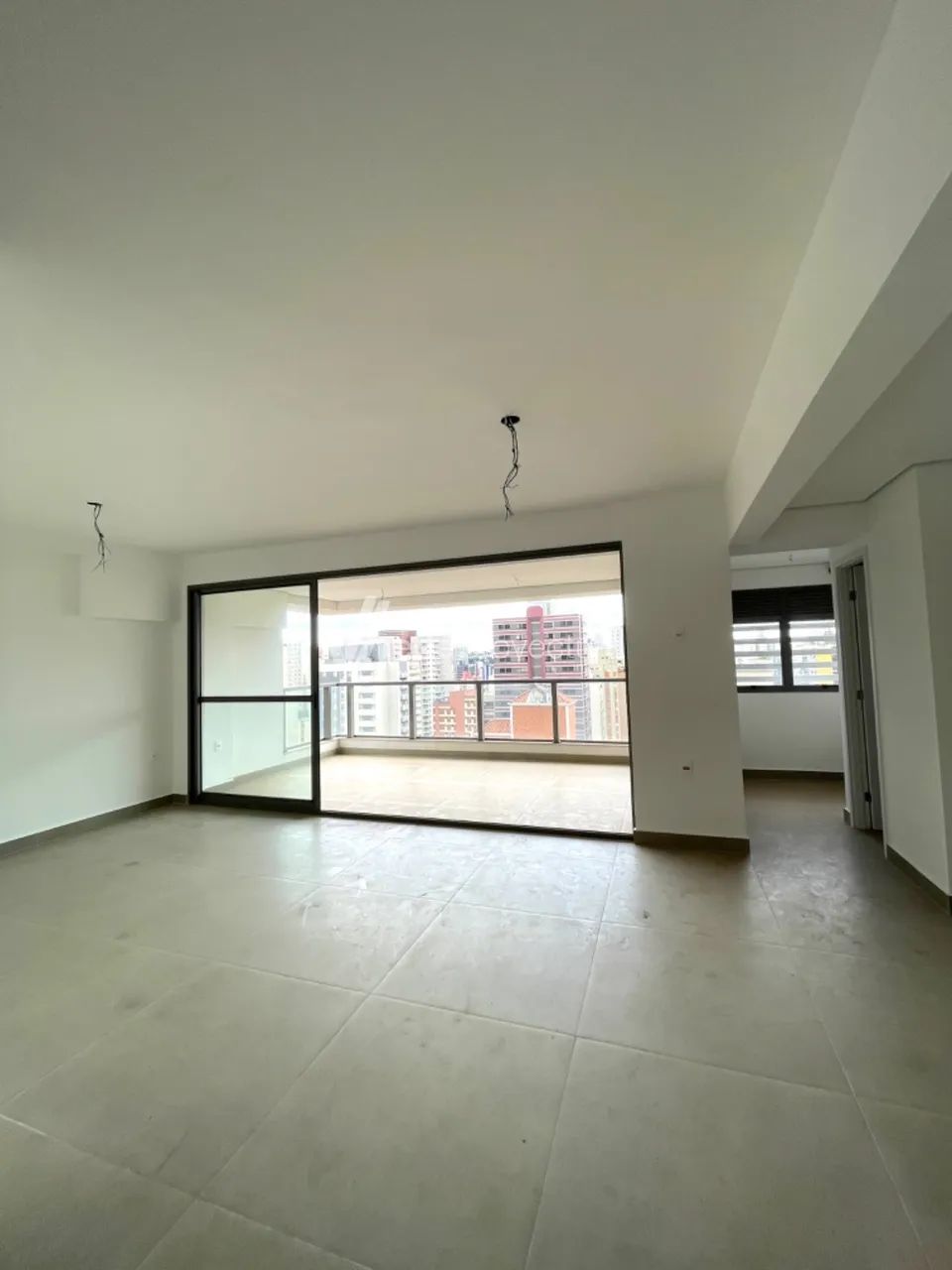 Apartamento à Venda no Bairro Cambui