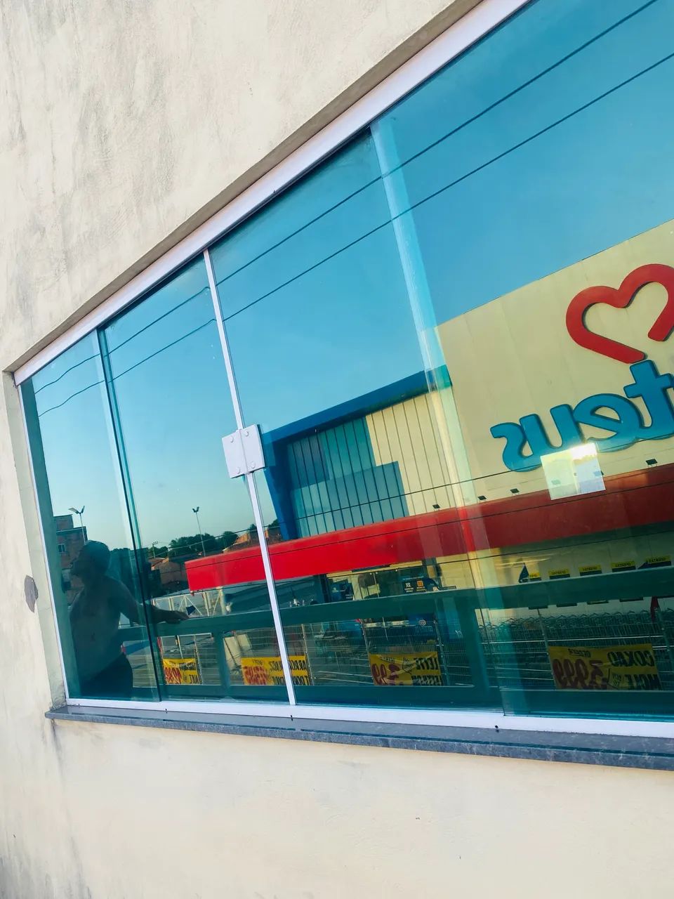 Janela de vidro com e sem soleira  - Foto 3