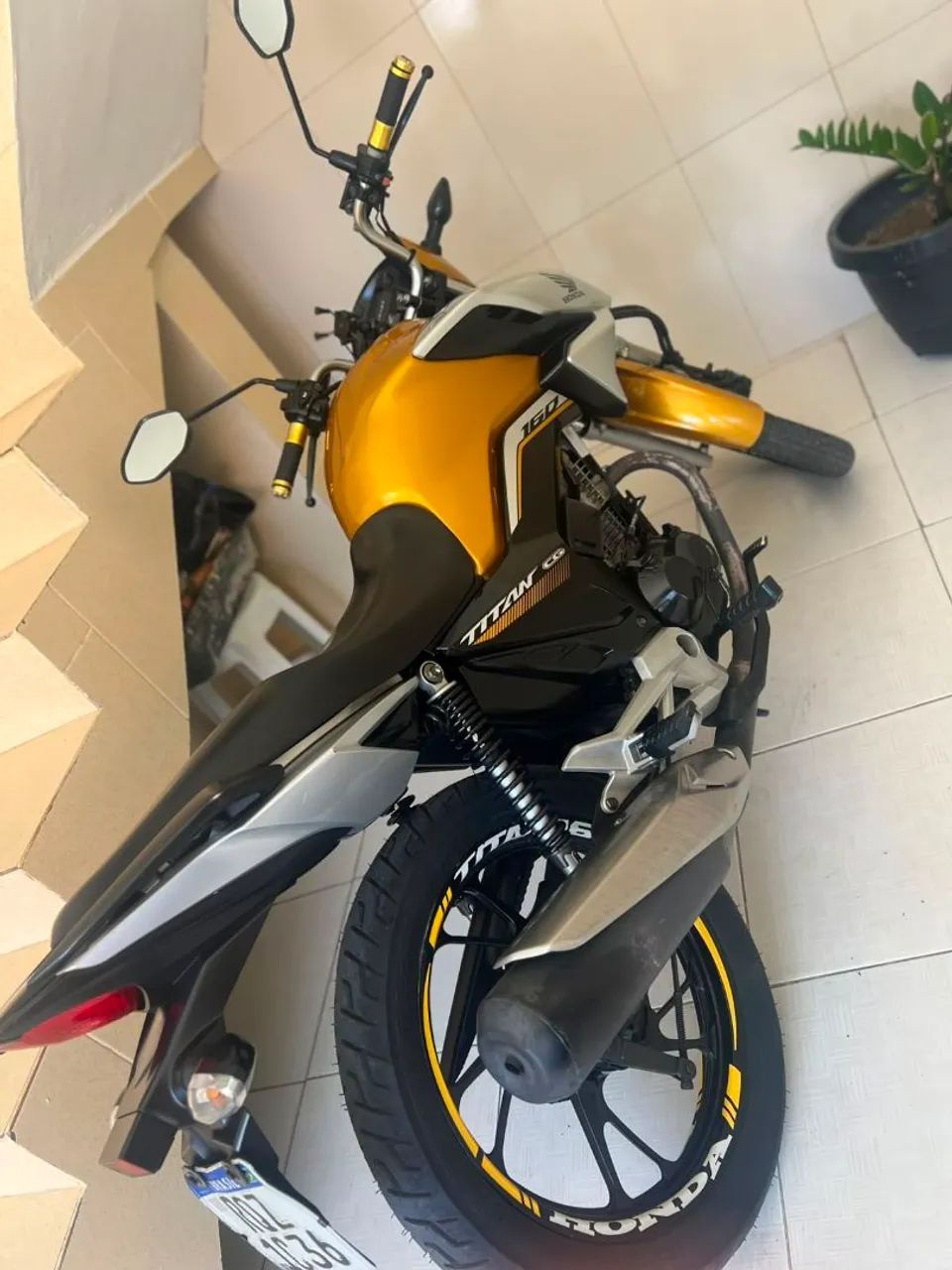160 titan 2022 - Foto 3