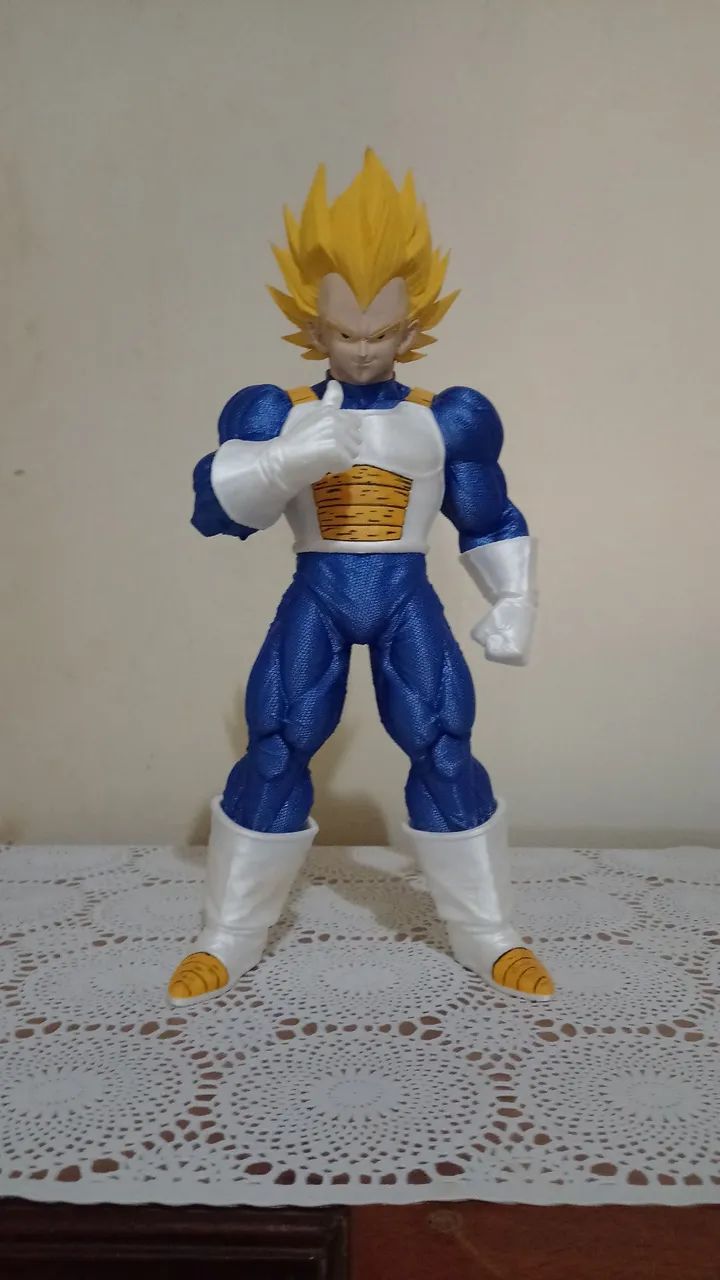 Boneco Vegeta Super Sayajin 