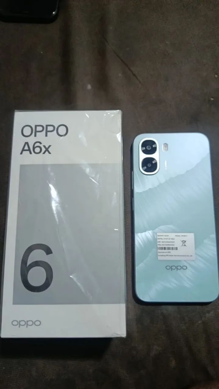 Vendo esse celular na caixa nunca foi usado 