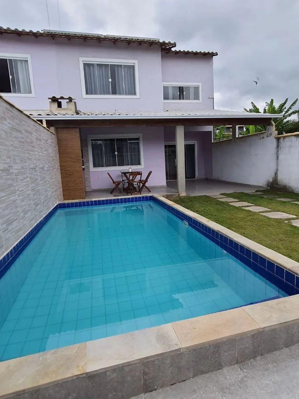CASA COM PISCINA EM RIO DAS OSTRAS