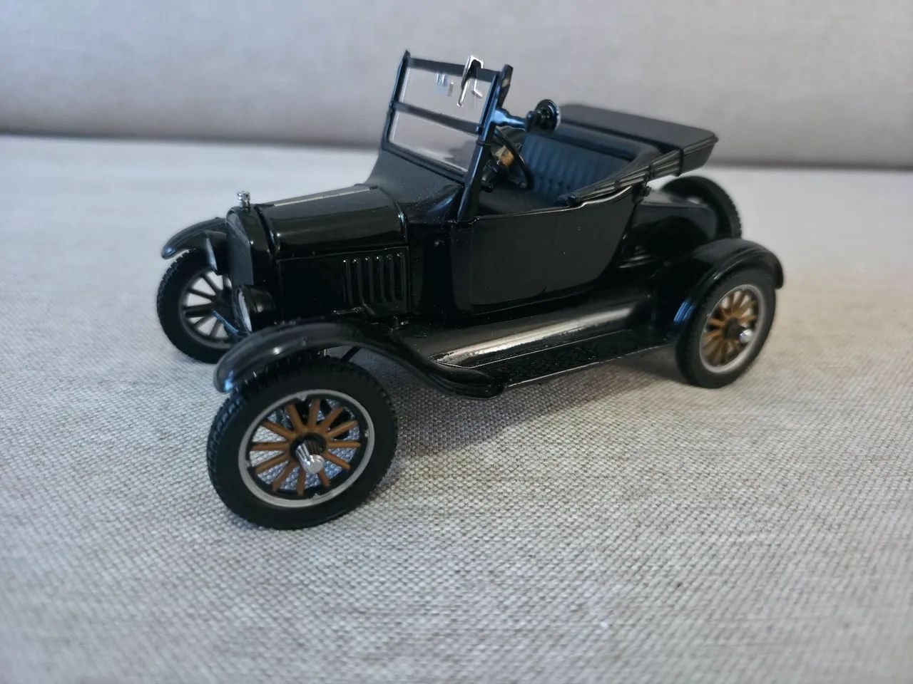 MINIATURA FORD MODELO T  1925 - SUN STAR - Foto 2