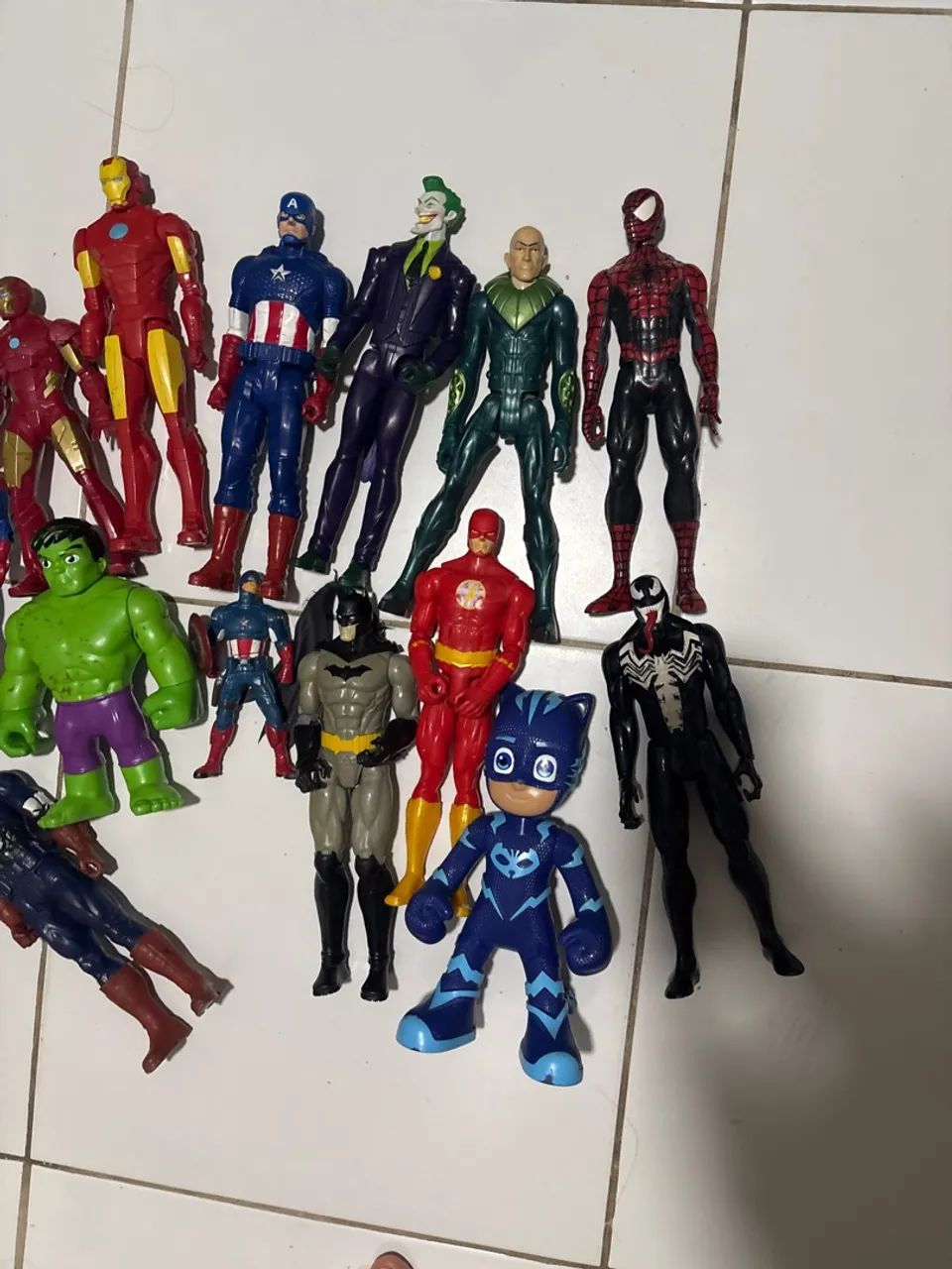 Bonecos super heróis!   - Foto 3