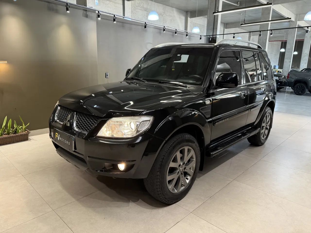 Mitsubishi Pajero 2015