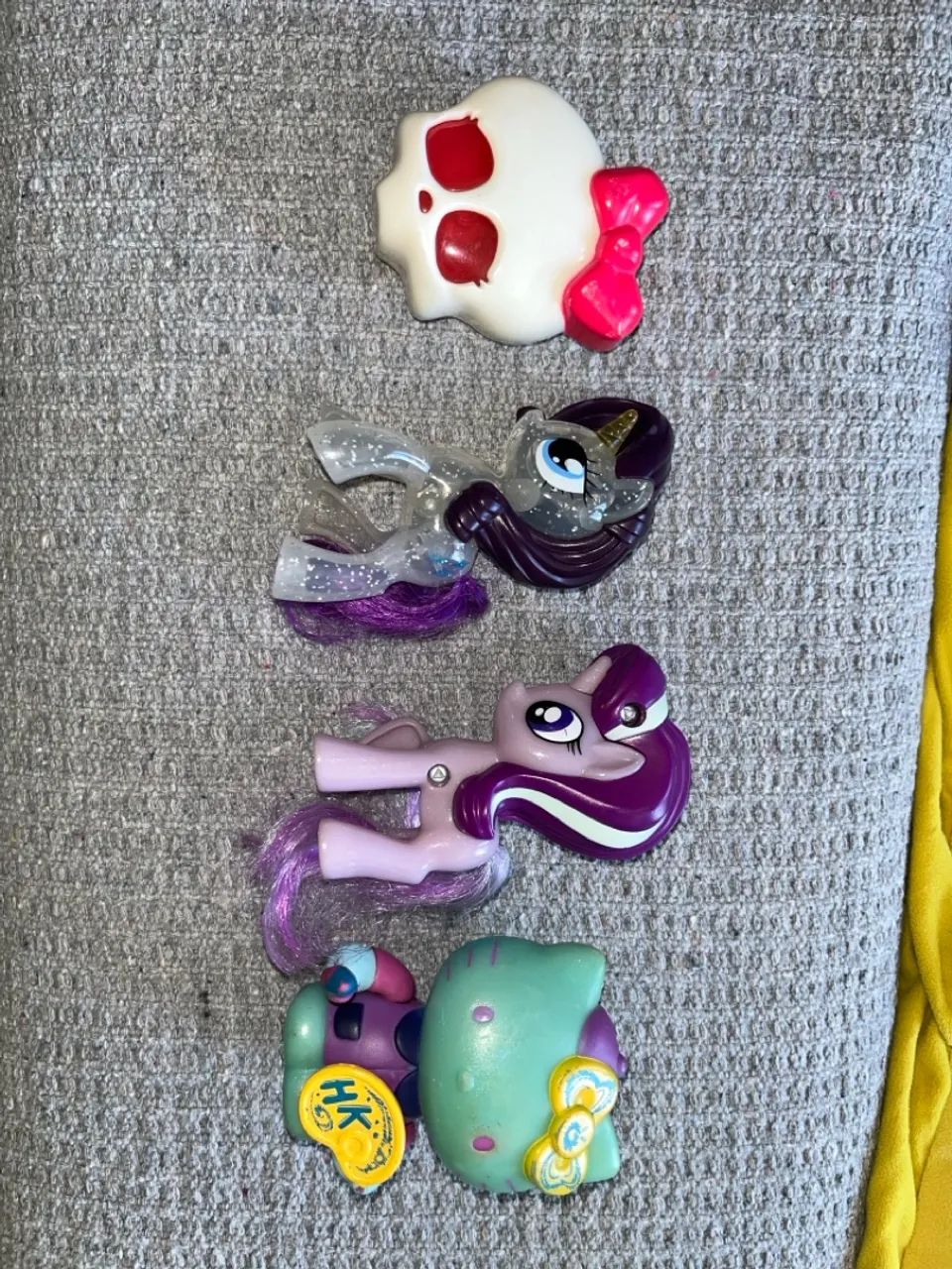 Lote My Little Pony, Monster High e Hello kitty Mc Donalds 