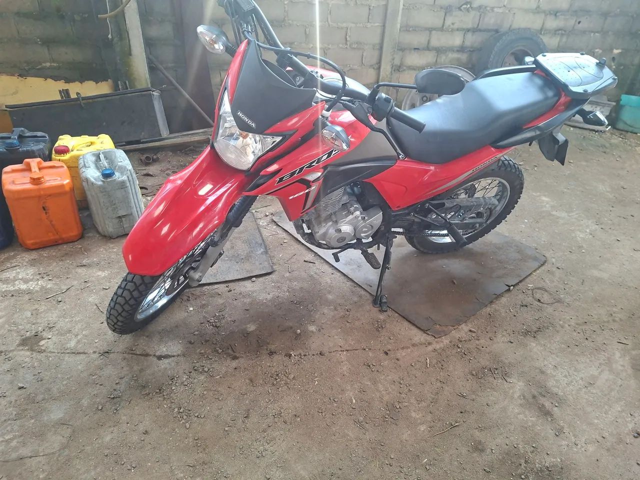Bros 160