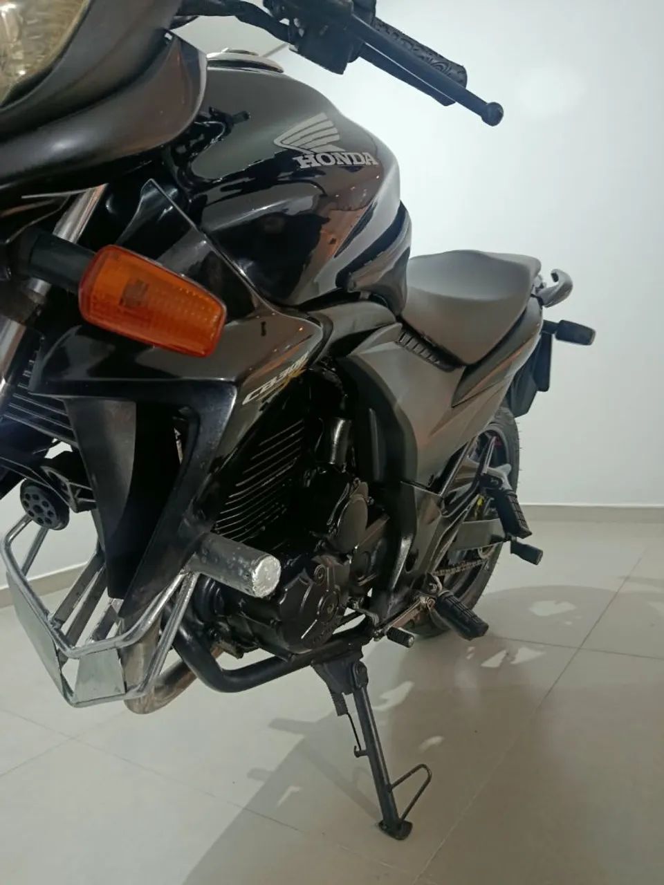 Moto CB 300 - Foto 5