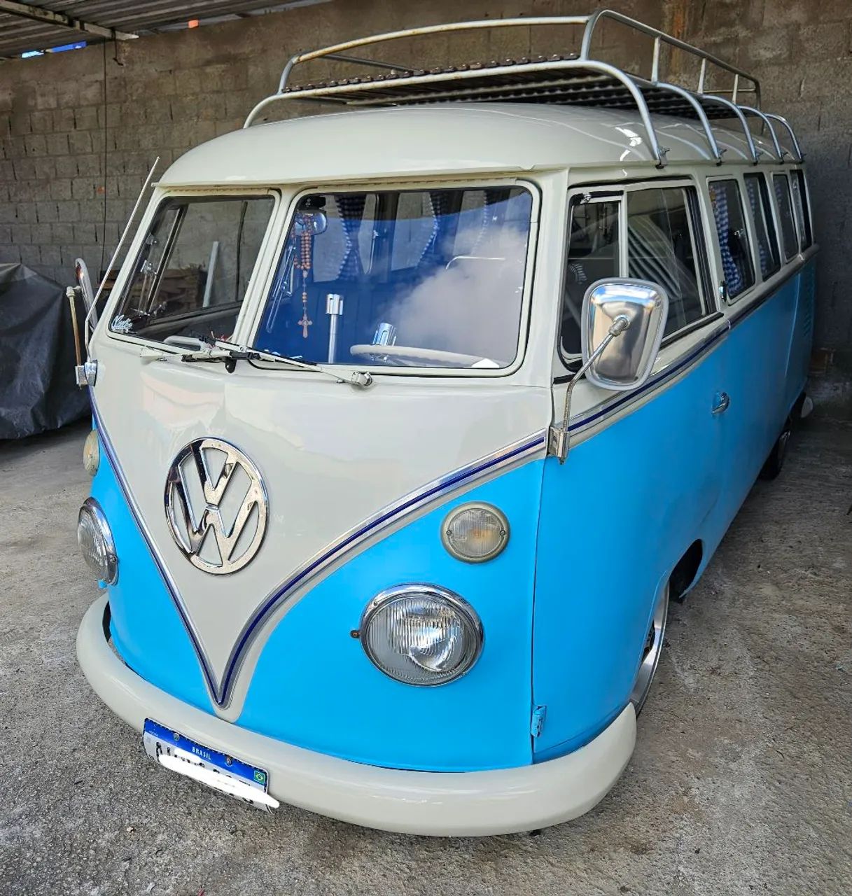 Volkswagen Kombi Standard/ Luxo/ Serie Prata 1972