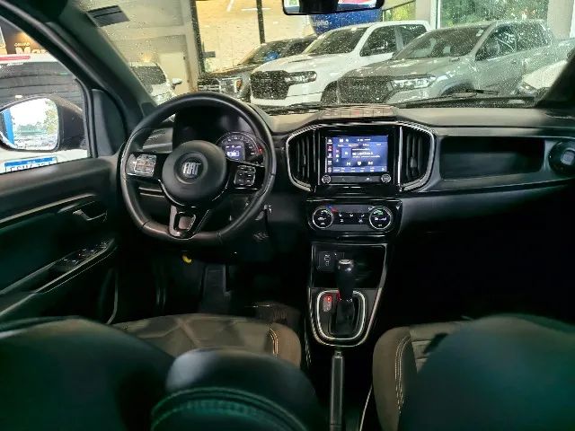 Fiat Strada Volcano 1.3 Flex 8V CD Aut. 2023 - Foto 2