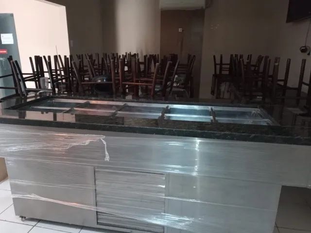 Self service inox 10 Cubas e com acabamento em mármore