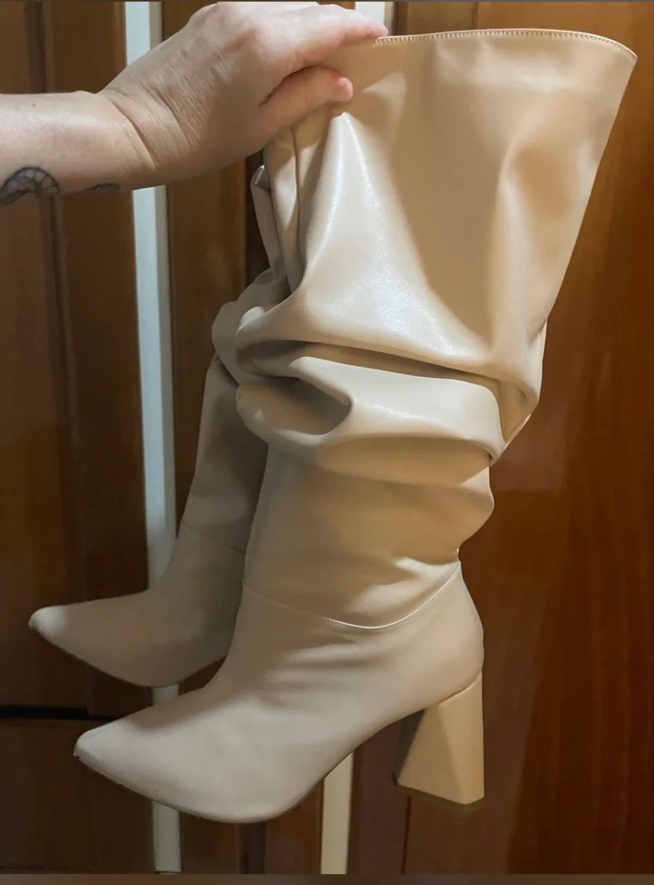 Bota nova bege cano médio alto  - Foto 3