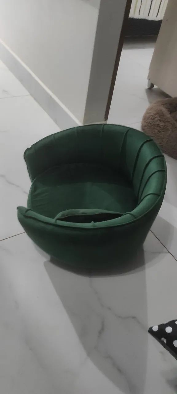 Selling two pet armchairs, BRL 200.00 each.