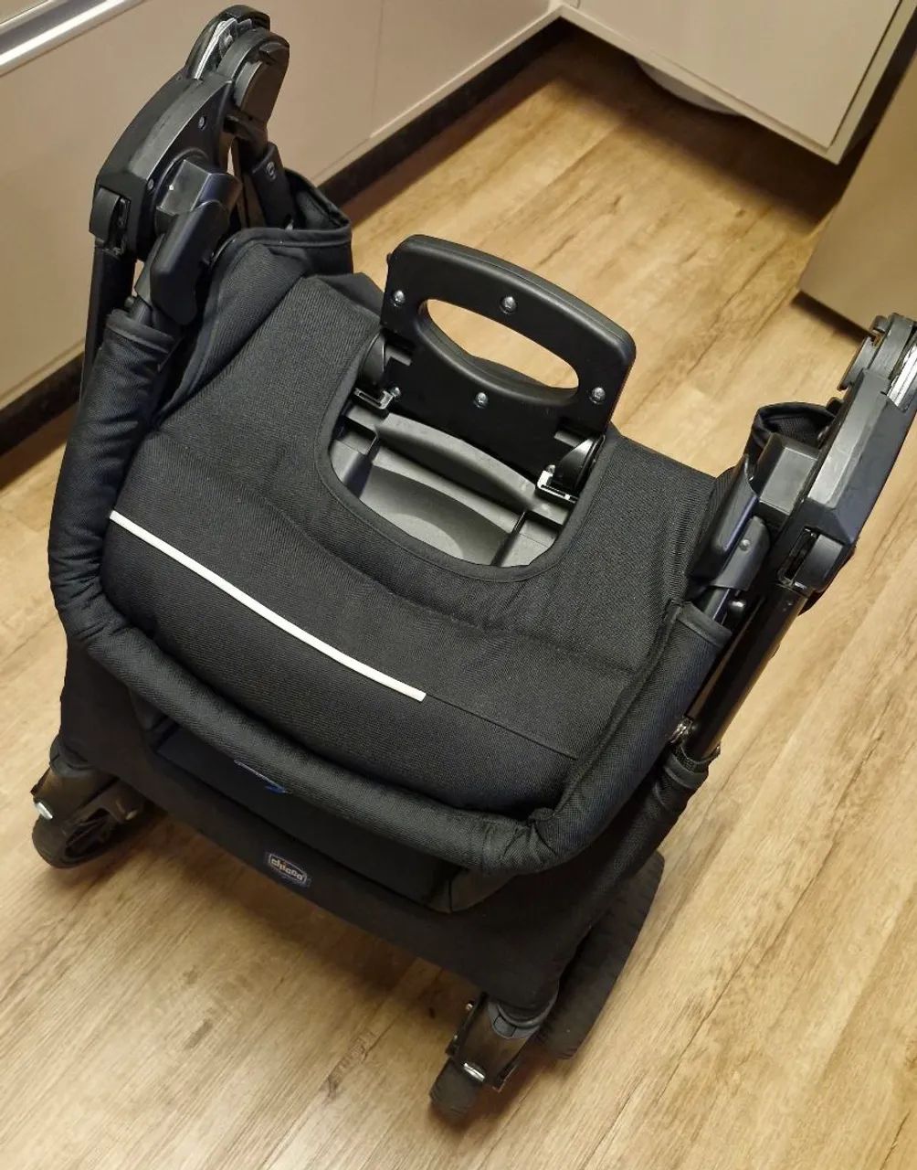 Carrinho Chicco KwikOne - Foto 3