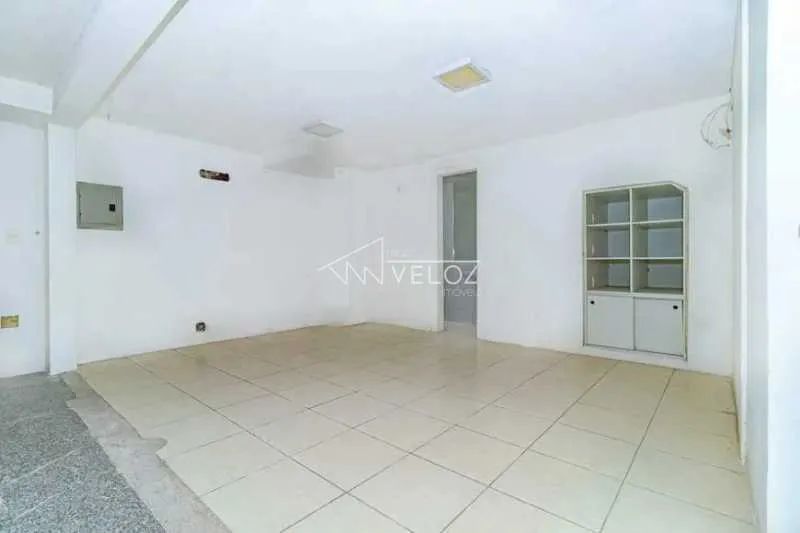 Loja : / Comercial / Gávea