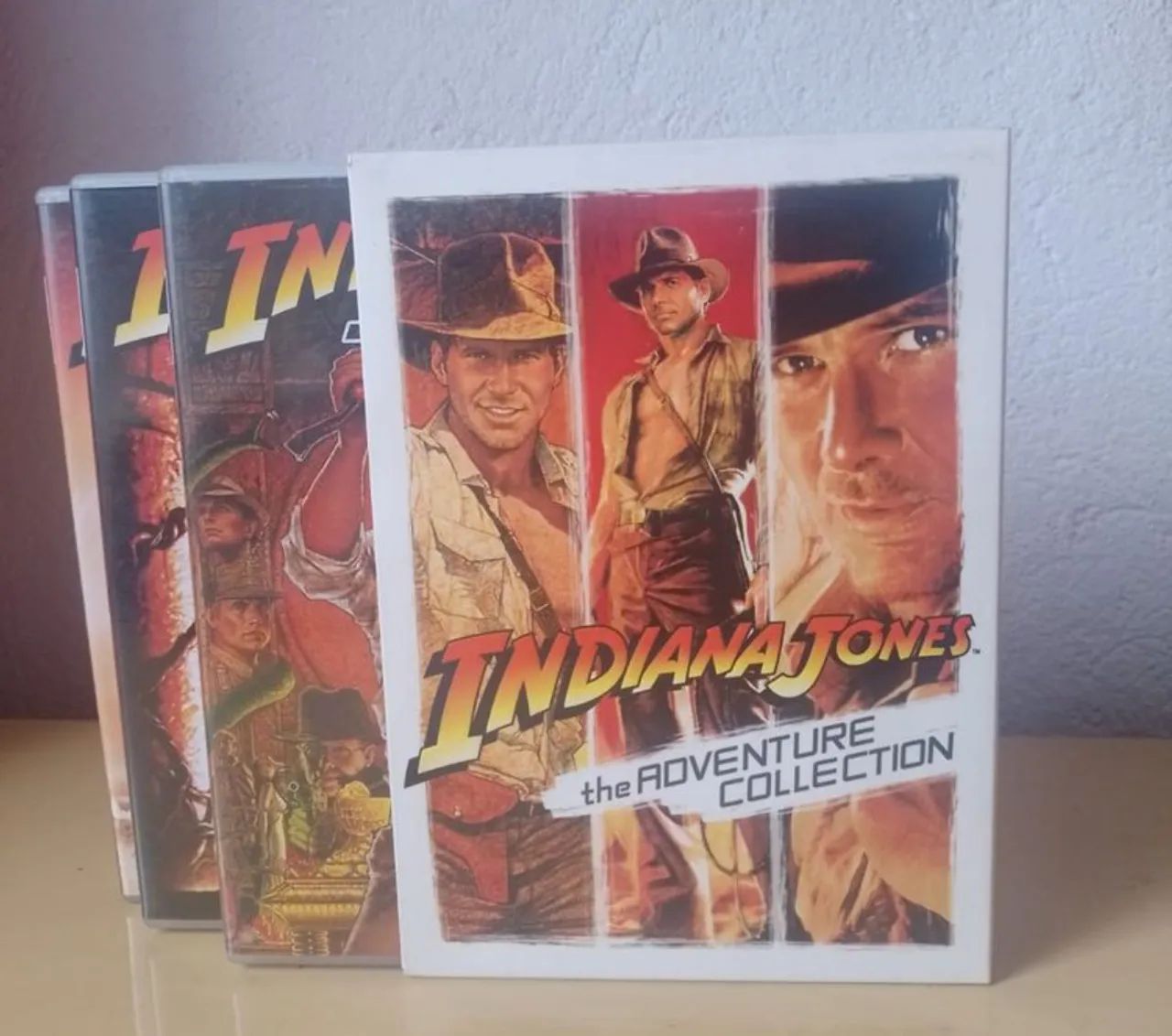 ? Box com 3 DVDs Indiana Jones The Adventure Collection - Foto 3