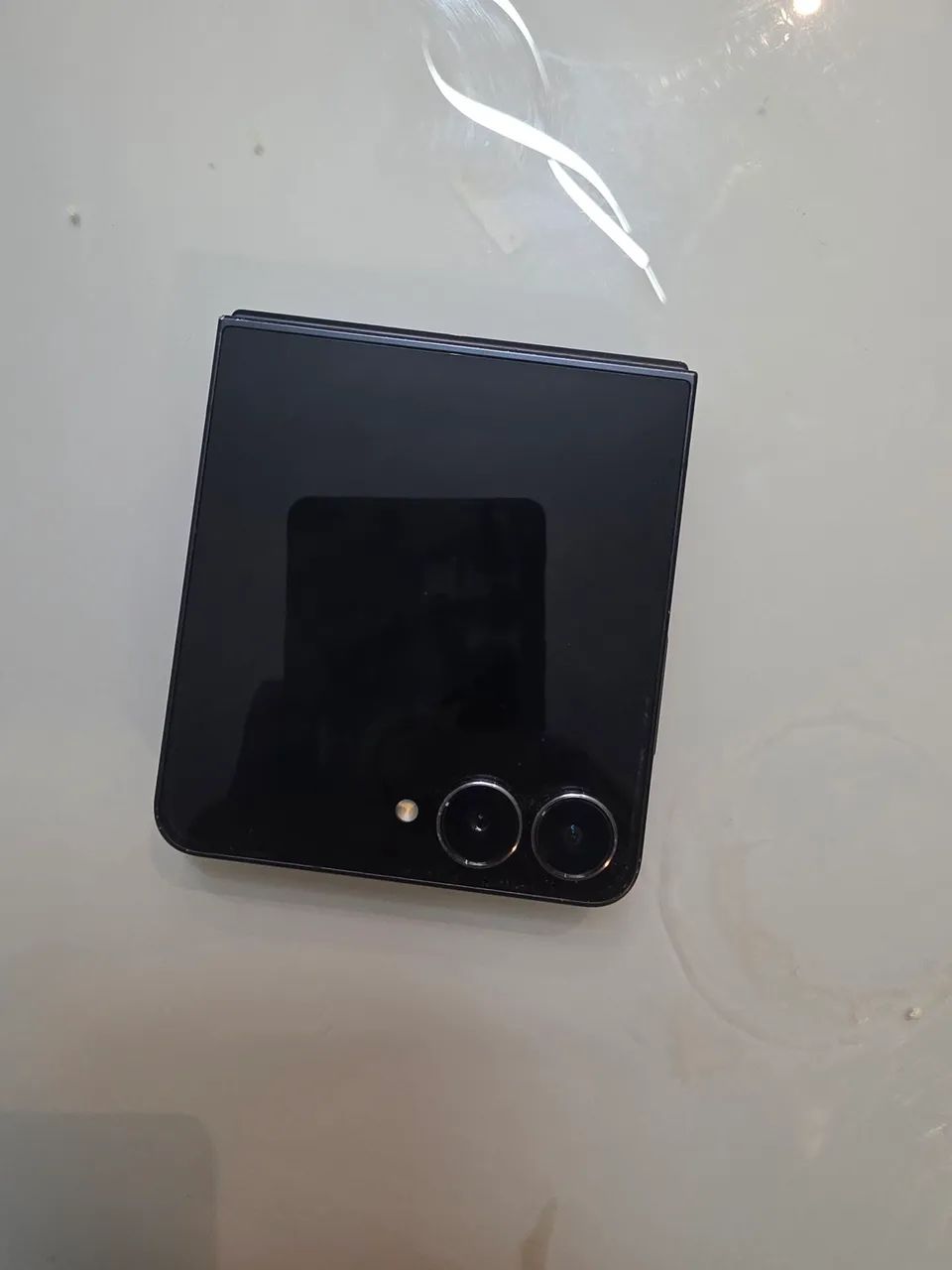Samsung Galaxy Z Flip7 512GB 12GB Ram - Foto 2