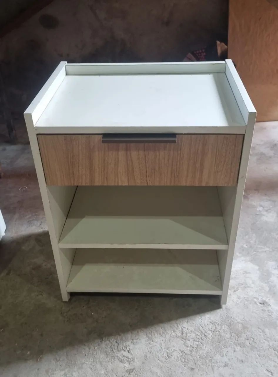 Mesa de cabeceira de cama  - Foto 2