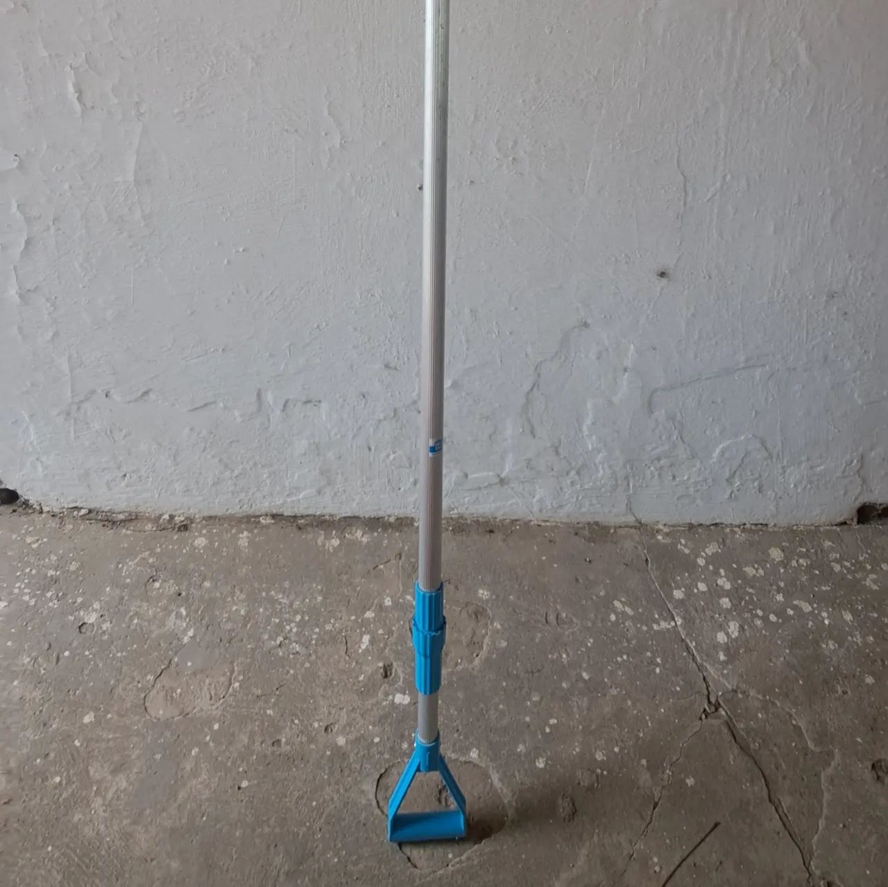 Peneira para limpar piscina com cabo 3 metros - Foto 2