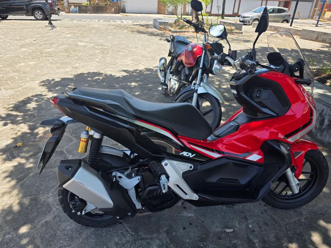 Honda adv super conservada - Foto 3